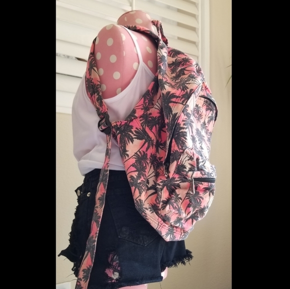 PINK Backpack - Picture 3 of 10